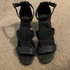 Black Sandals Heels A2 by Aerosoles Size 6